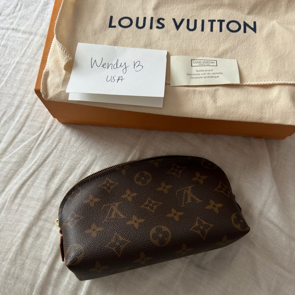 🤎Louis Vuitton Cosmetic Pouch🤎